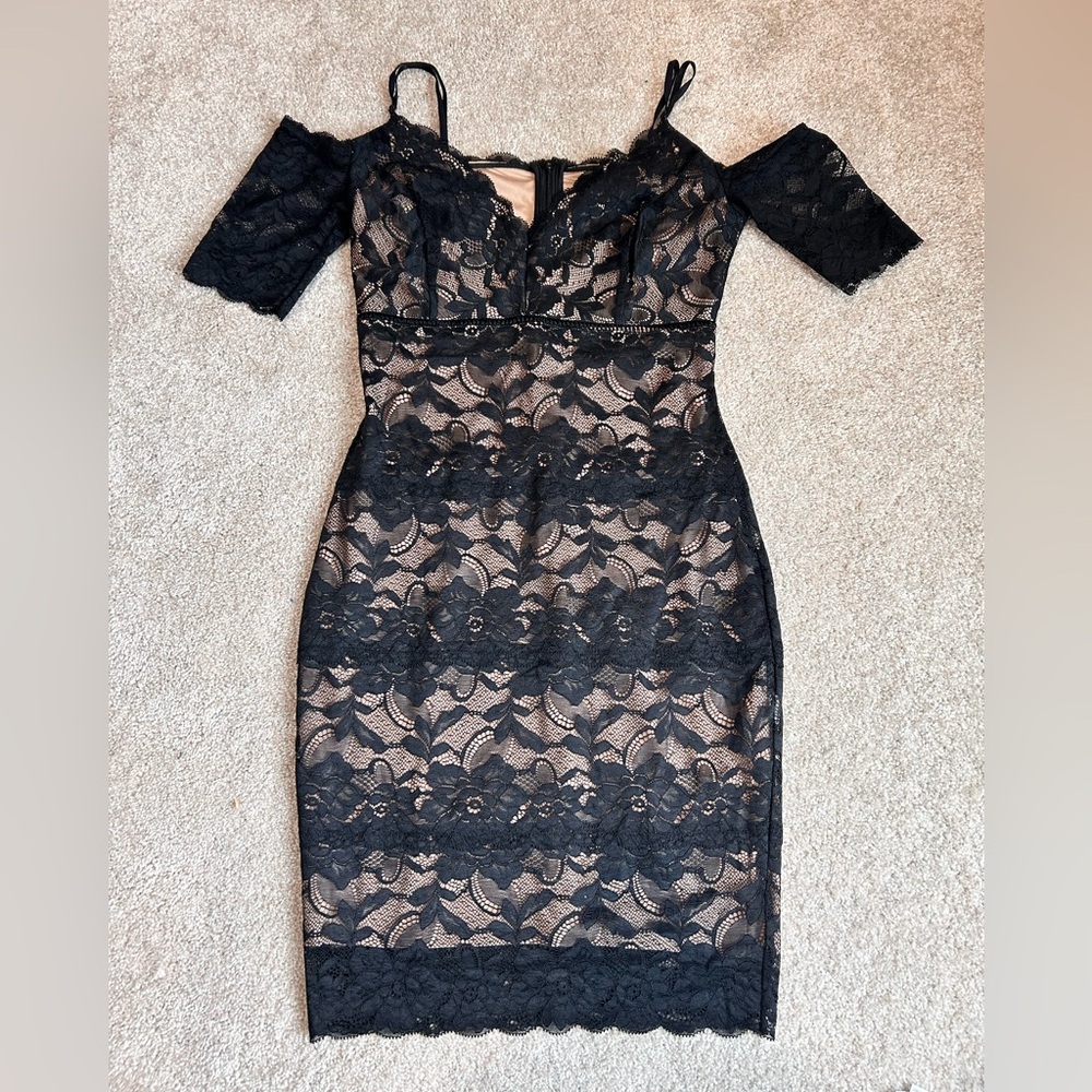 LIKE NEW GUESS Elegant Black Lace Dress XS
